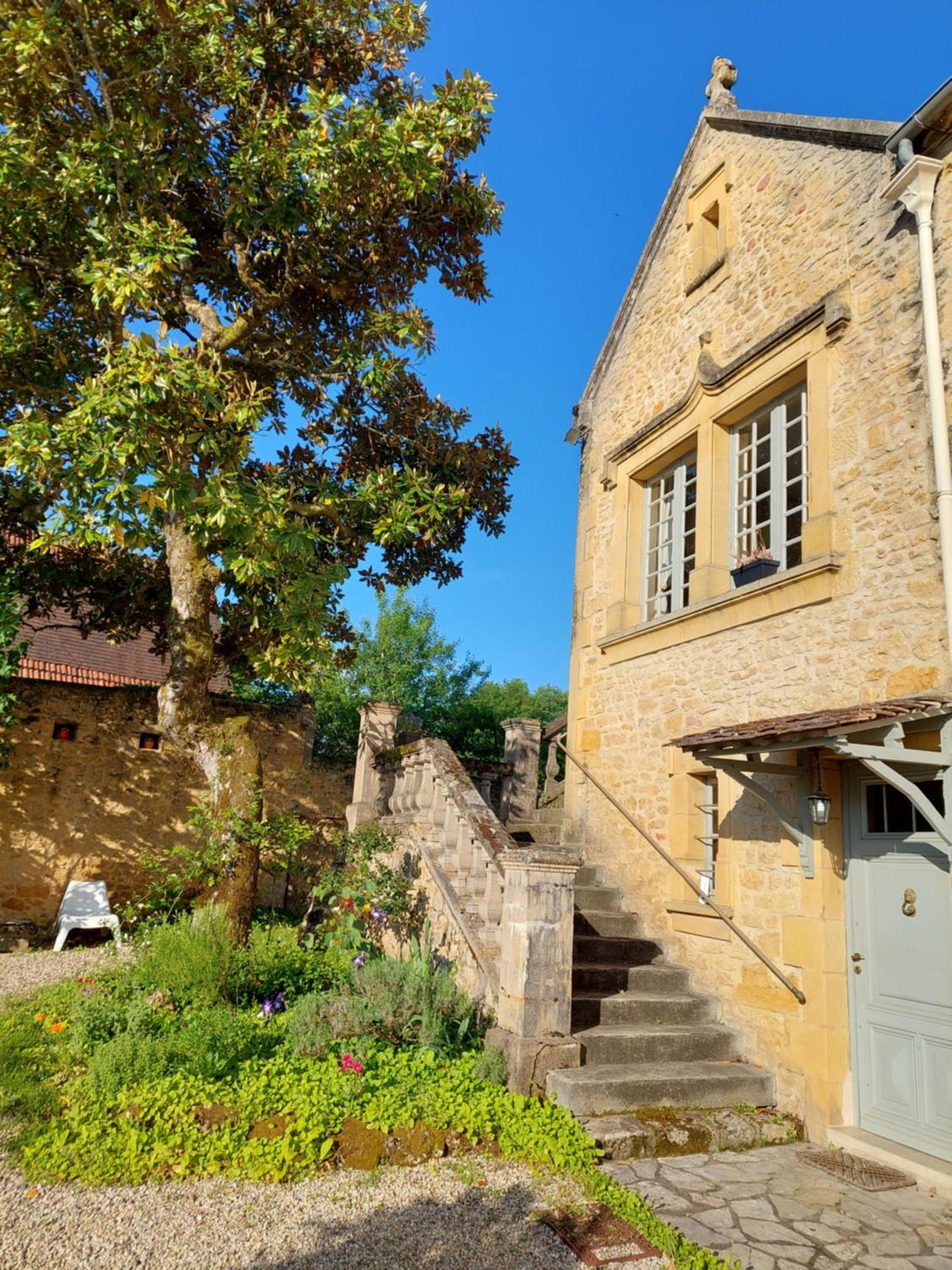Rue Du Chateau Lalinde Zewnętrze zdjęcie